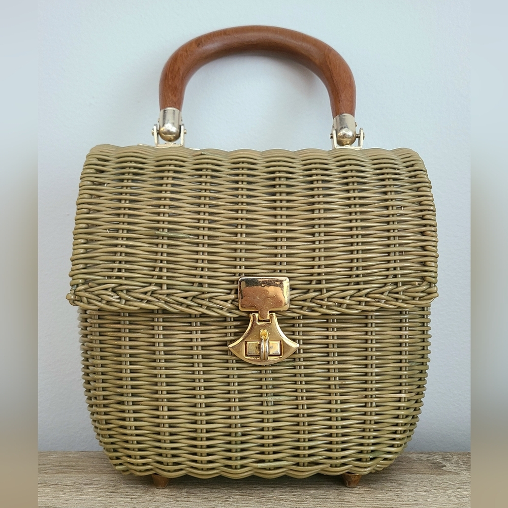 VINTAGE 1950's Dayne Taylor Rattan Purse